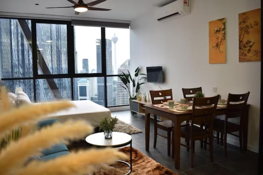 Scarletz Suites Klcc By Deko كوالالمبور الغرفة الصورة